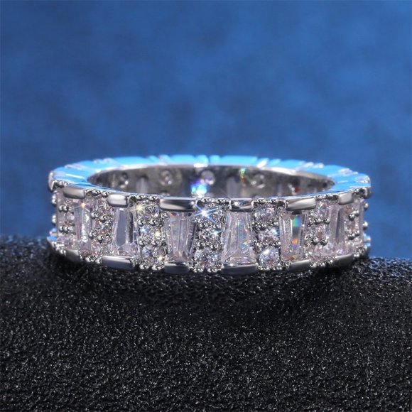 ▶Eternity Thin Baguette Engagement Trapezoid Stone CZ Band for Women, L169 - Picture 1 of 6